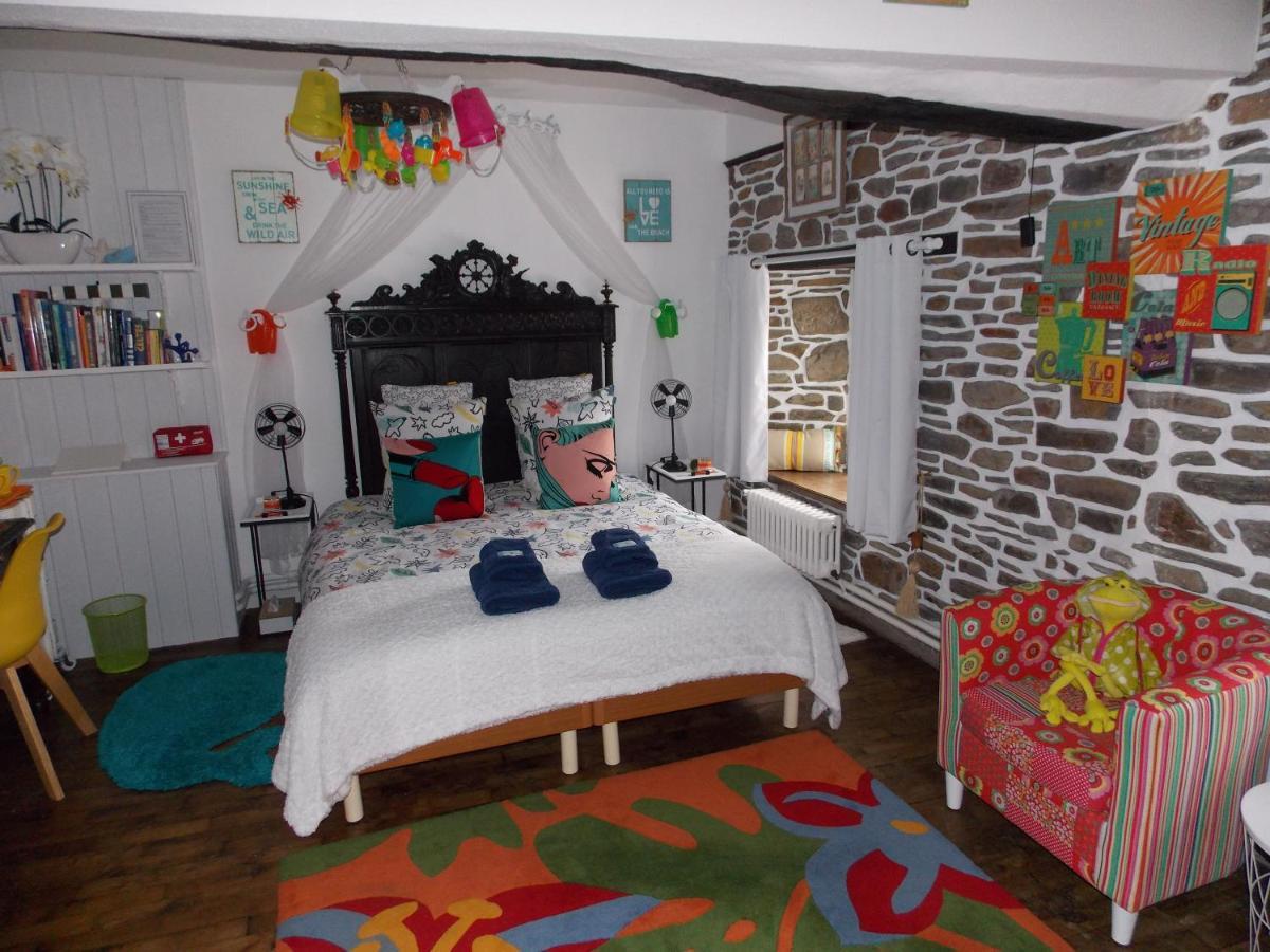 Chambre Du Retour En Enfance - Abdl Dol-de-Bretagne Exterior foto